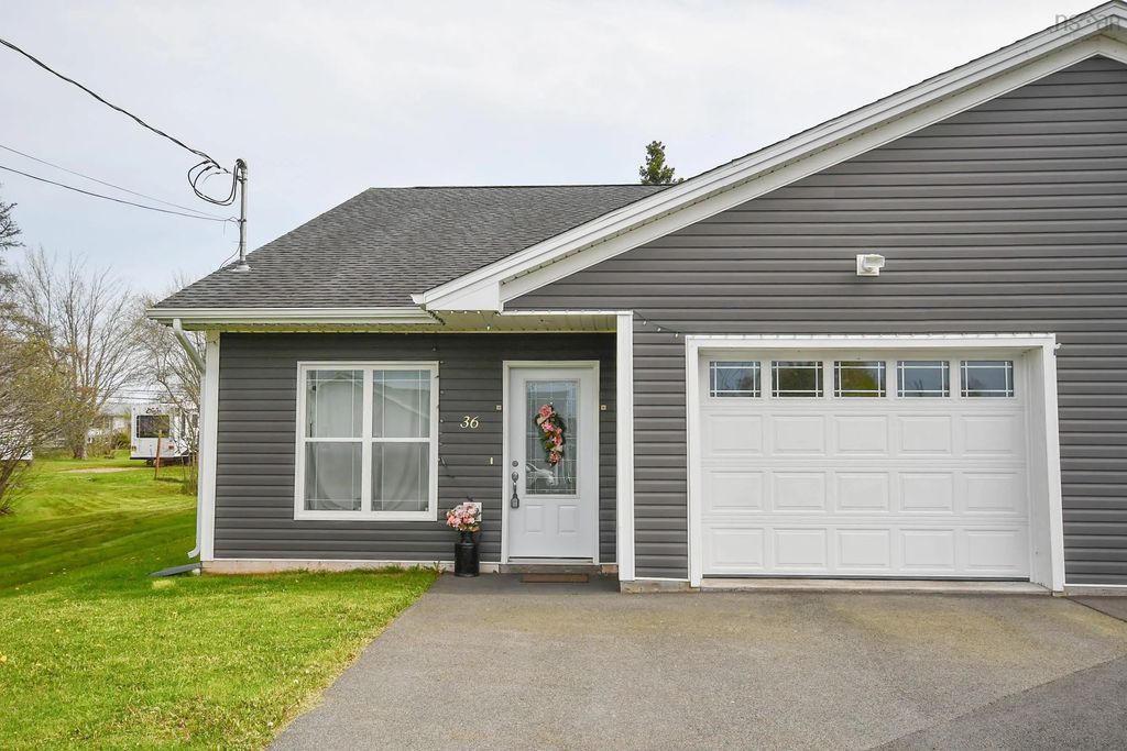 36 Nita Drive, Brookside