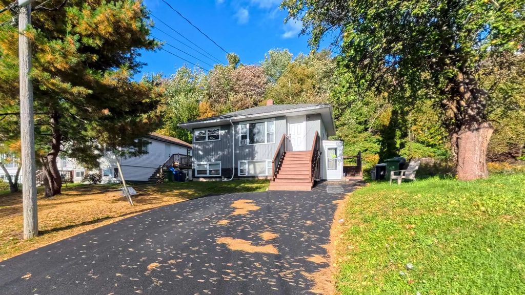 23 Mountain Avenue, Dartmouth