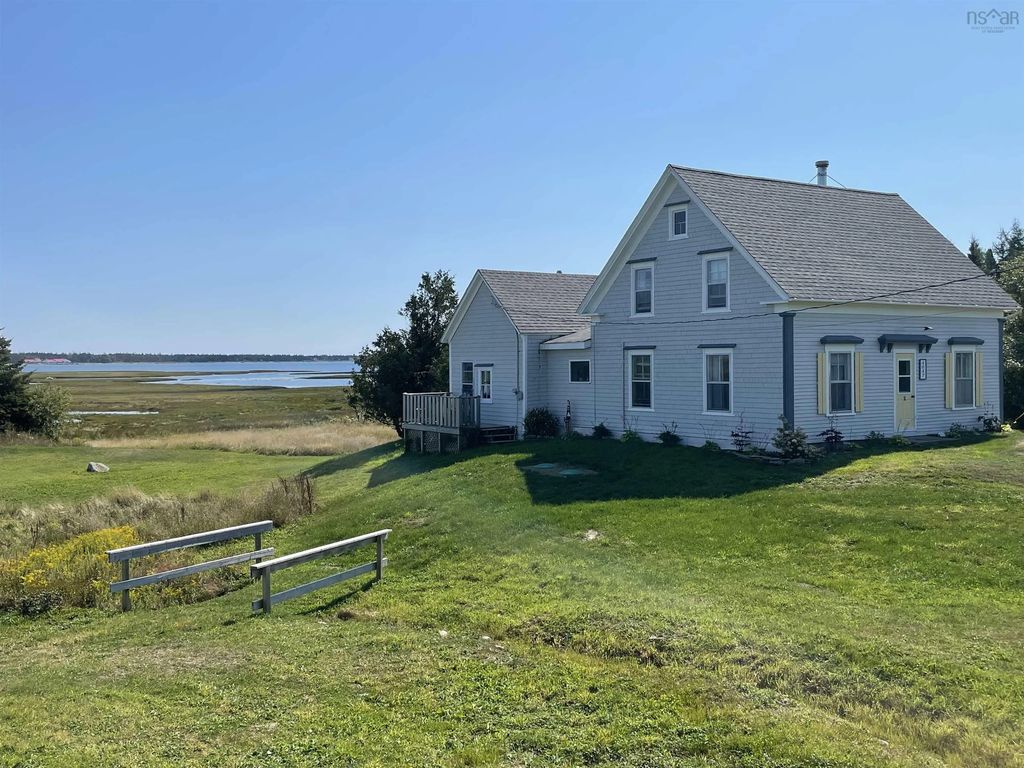 4847 Shore Road, North East Harbour