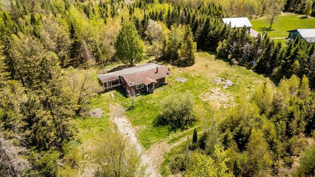 808 Newtonville Road, Forest Hill