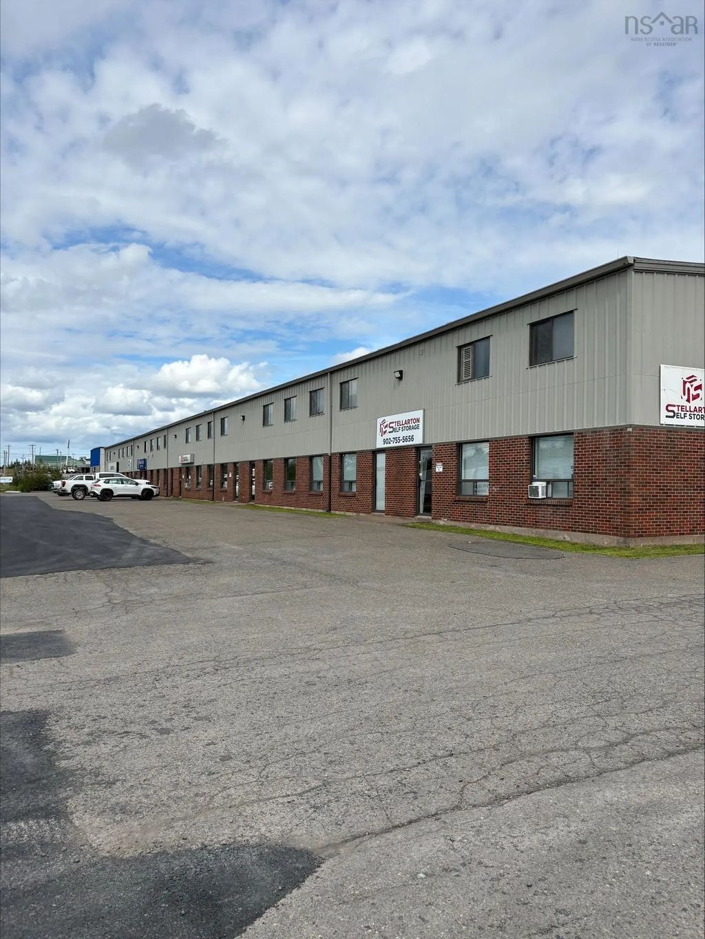 7 100 Macgregor Avenue, Stellarton