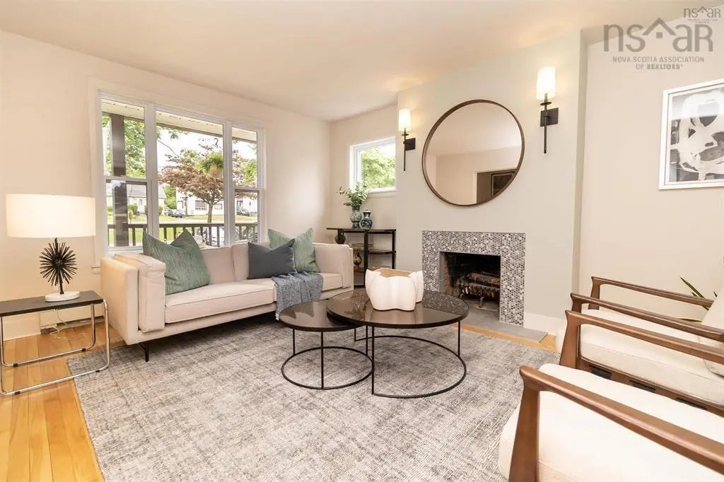 2892 Connaught Avenue, Halifax Peninsula