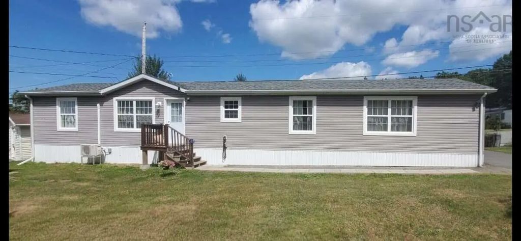 17 Parkwood Drive, New Minas