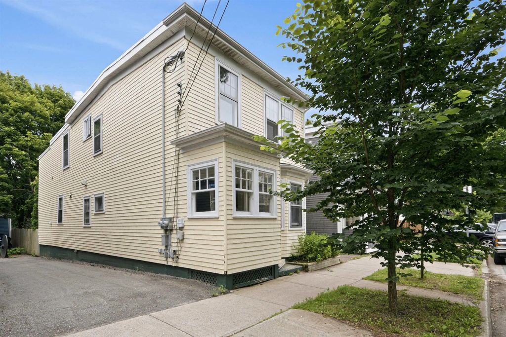 1747 Vernon Street, Halifax