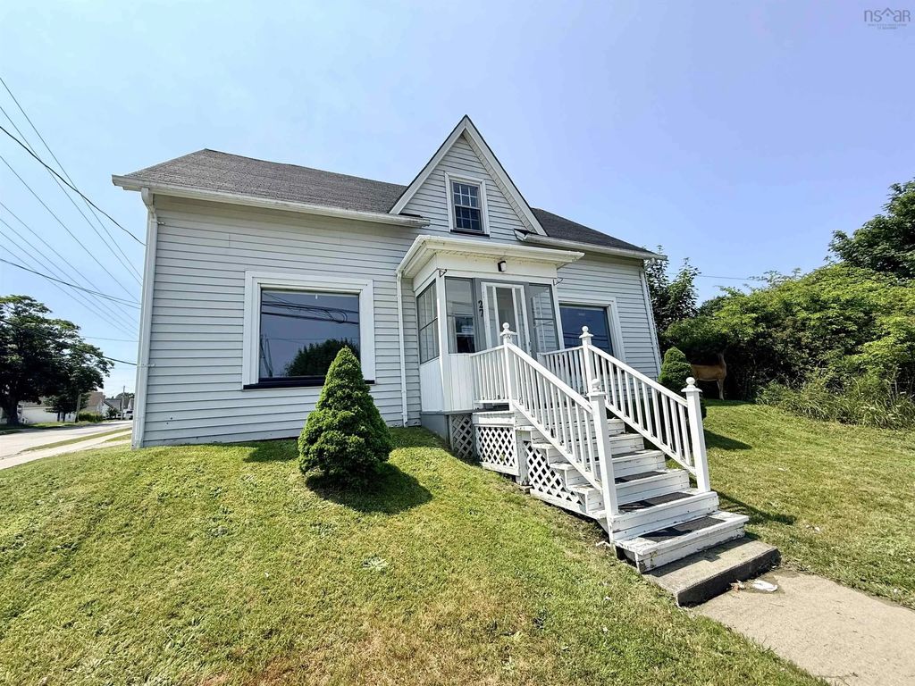 27 Starrs Road, Yarmouth