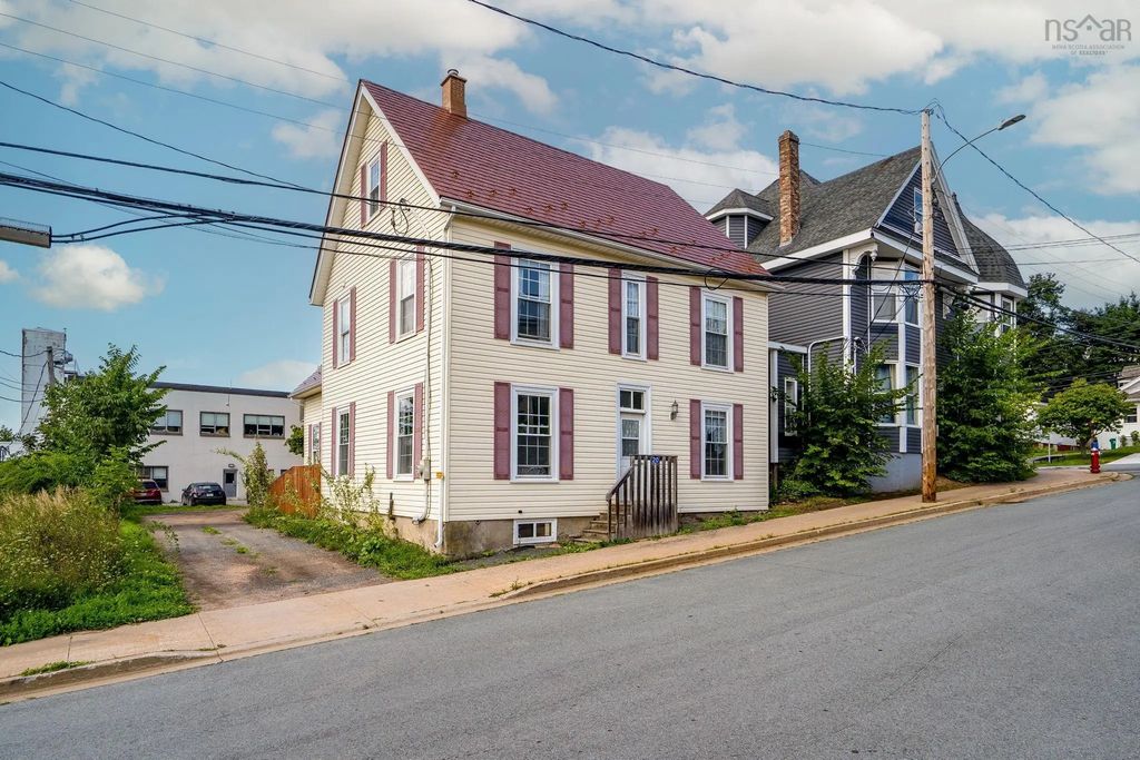 20 Gray Street, Windsor