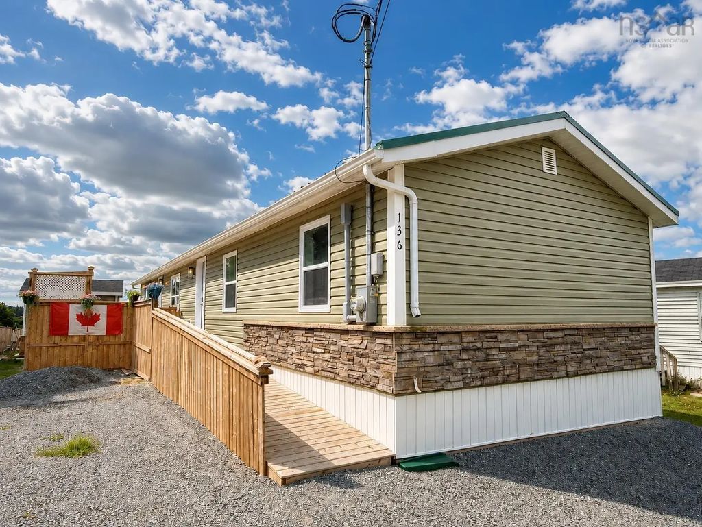 136 Hilltop Drive, Lower Sackville