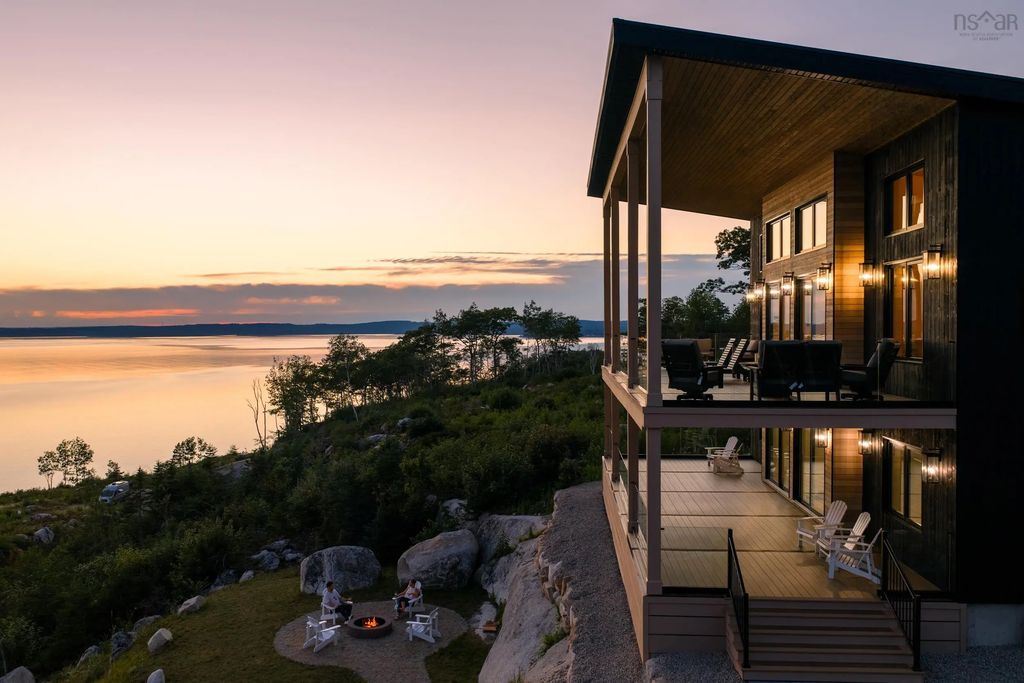 23 Anchors Way, East River Point