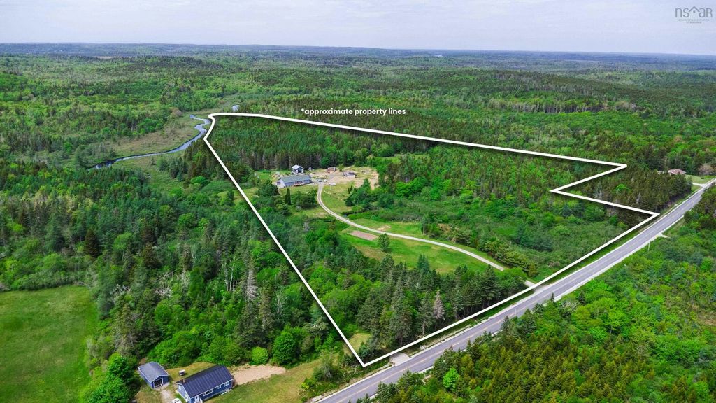 589 Hectanooga Road, Lake Doucette