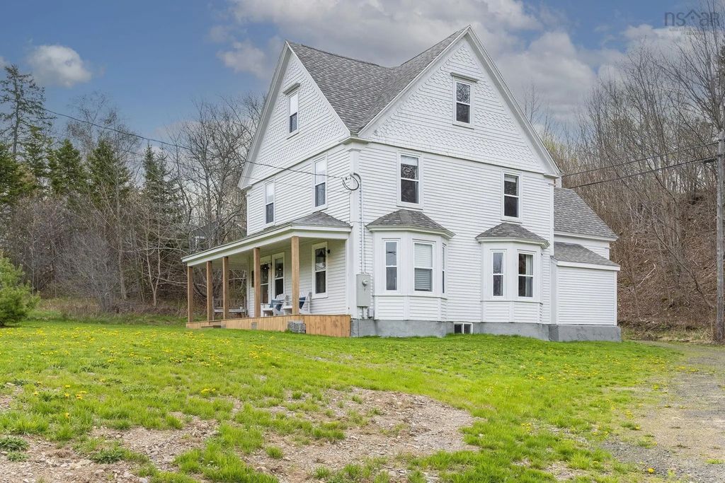 472 Highway 1, Smiths Cove