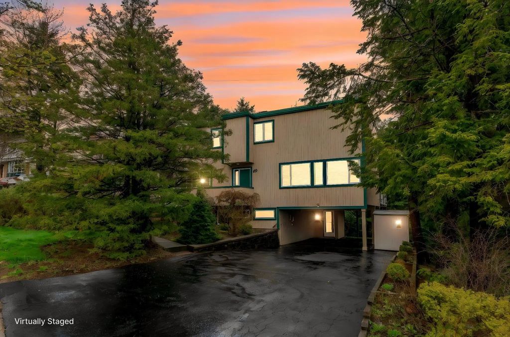 69 Bayview Road, Clayton Park