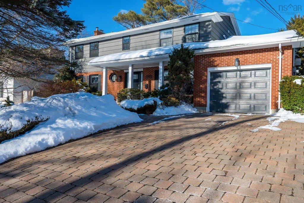 523 Francklyn Street, Halifax