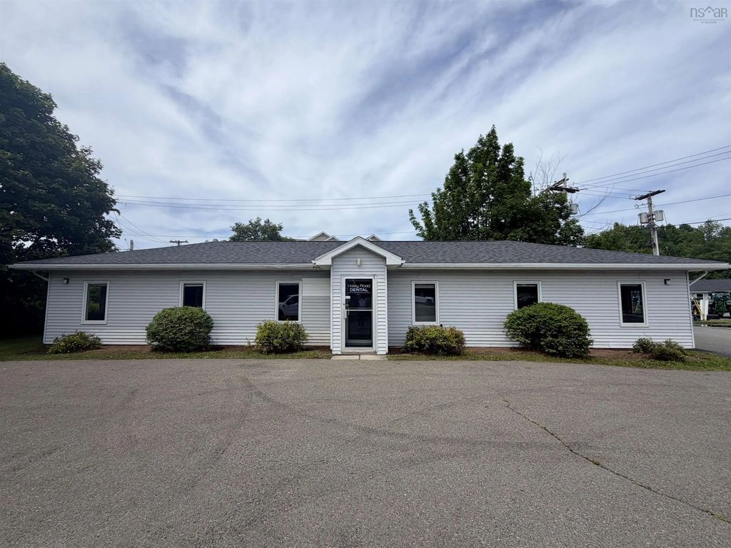 48 Main Street, Antigonish