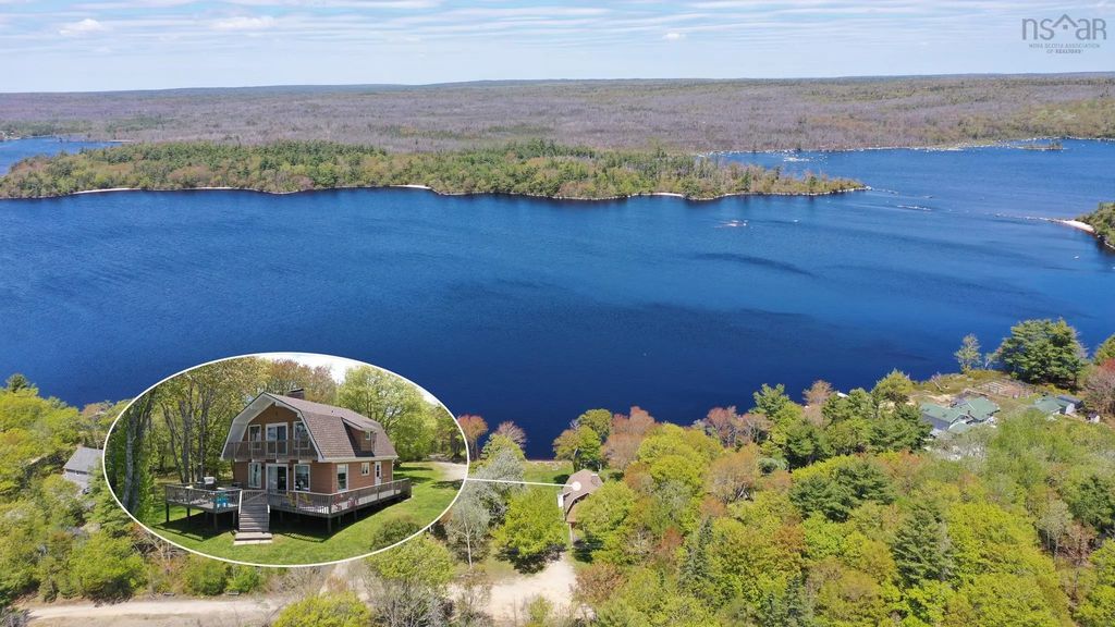 429 Clinton Road, Beaver Dam Lake