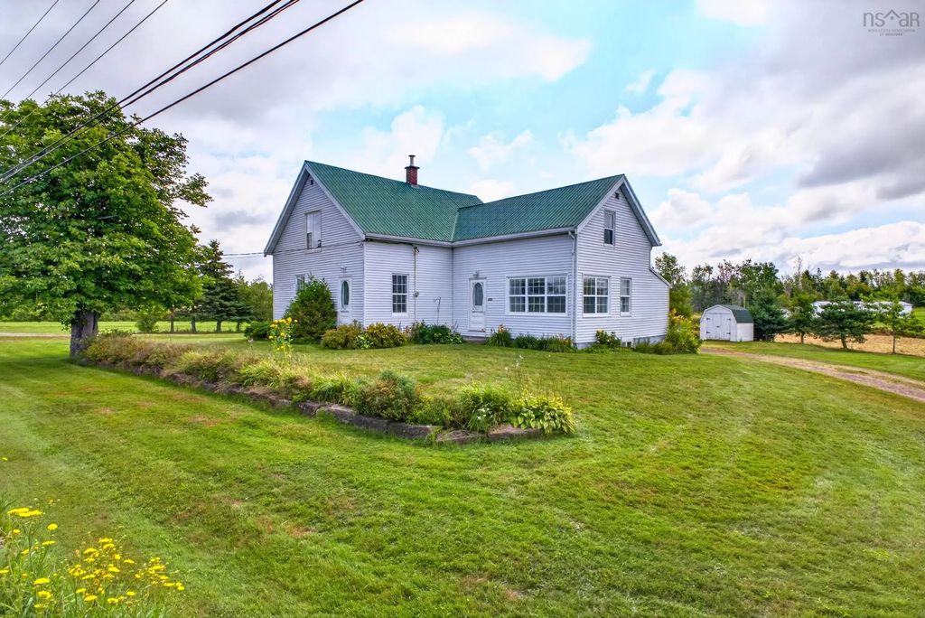 4302 Highway 6, Brule