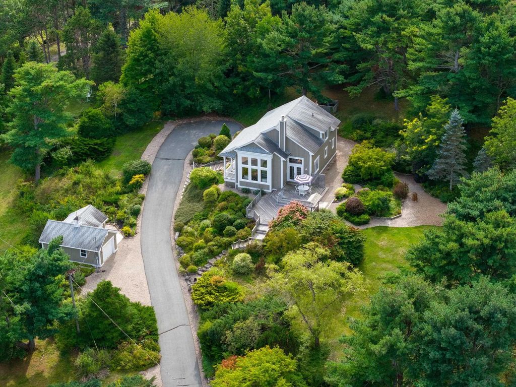 9330 Highway 3, Maders Cove