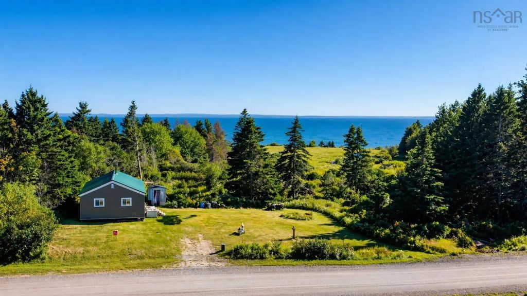 510 Pictou Island Road, Pictou Island