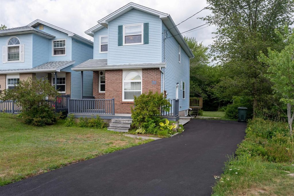 20 Governors Lake Drive, Timberlea