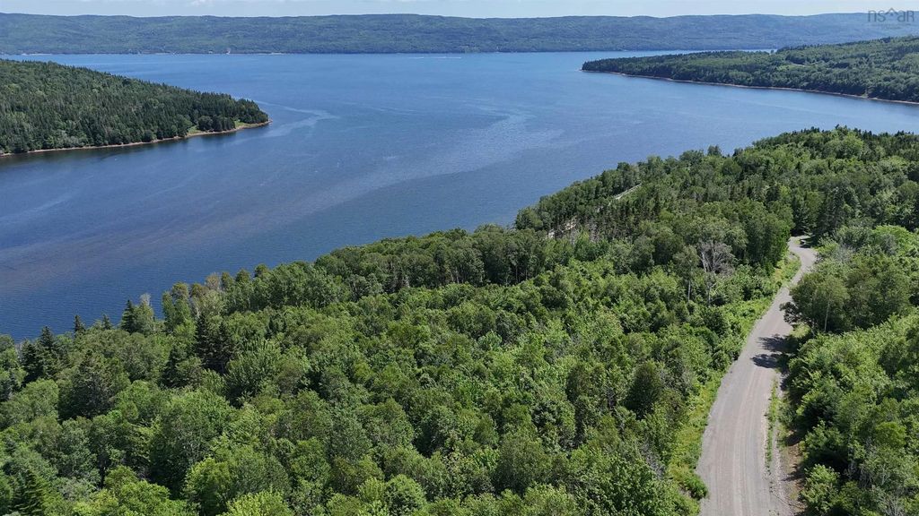 Rooster Hill Road, St. Anns