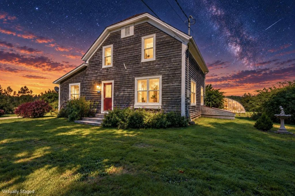 893 Middle Road, North Williamston