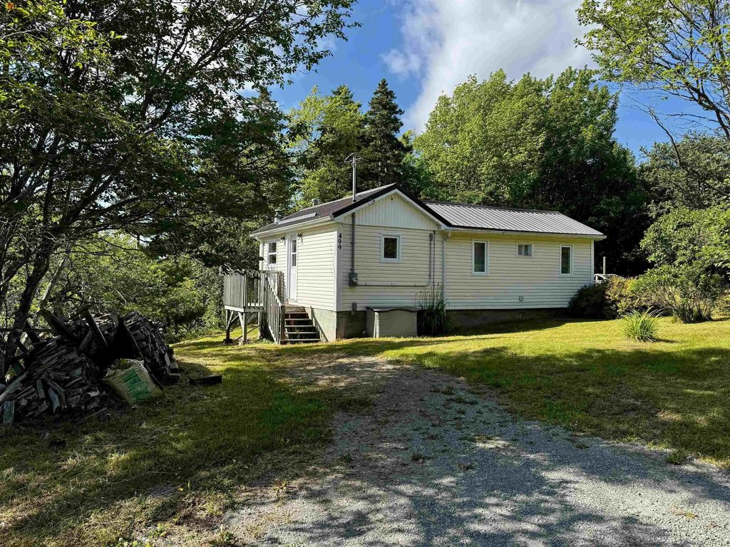 499 Corbetts Cove Rd., Corbetts Cove