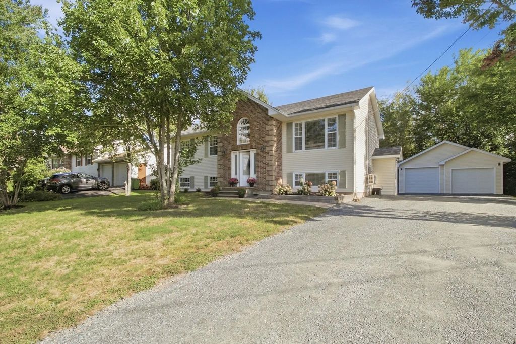 4 Alder Crescent, Lantz