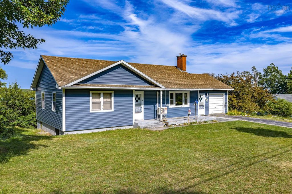 339 Port Latour Road, Port Clyde