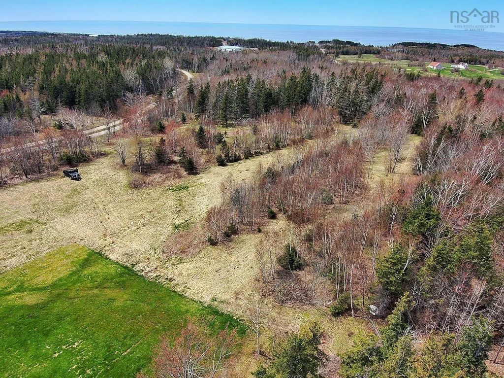 Broad Cove Marsh Road, Broad Cove Chapel