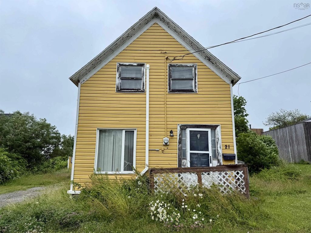 21 Leslie Lane, Glace Bay