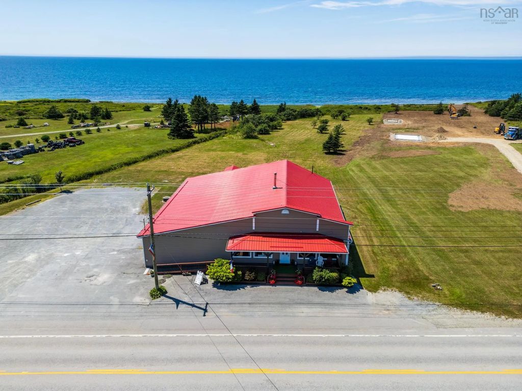 9613 Highway 1, Saulnierville