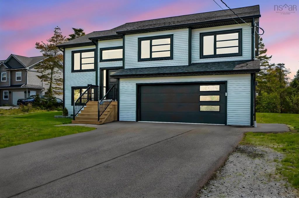 115 Hargrove Lane, Whites Lake