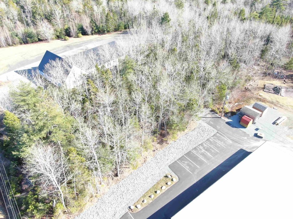 Lot Highway 331, Pentz