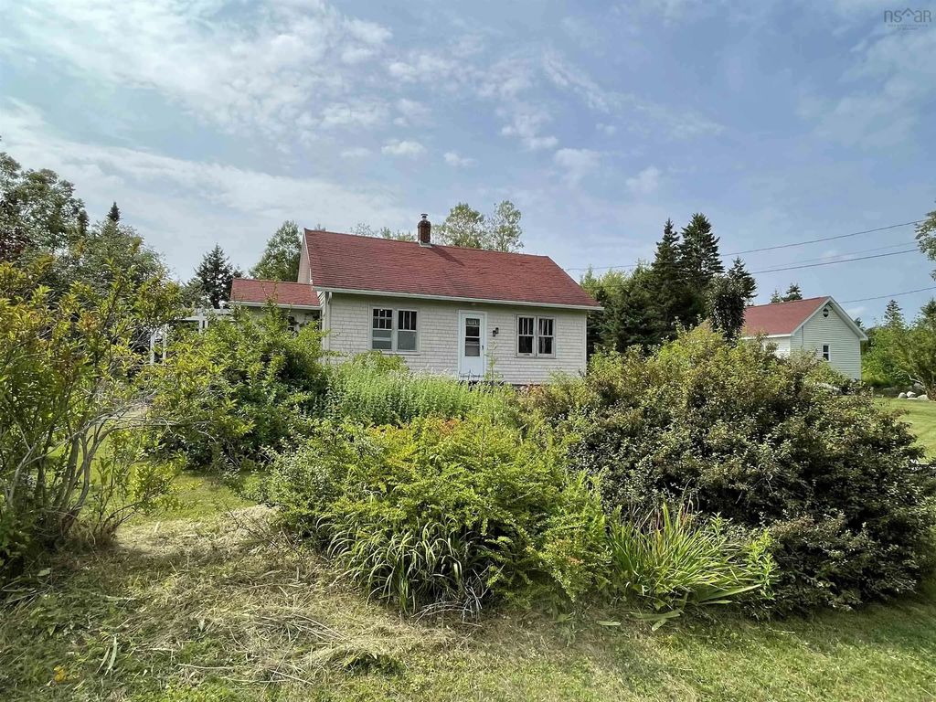 7731 Highway 329, East River Point