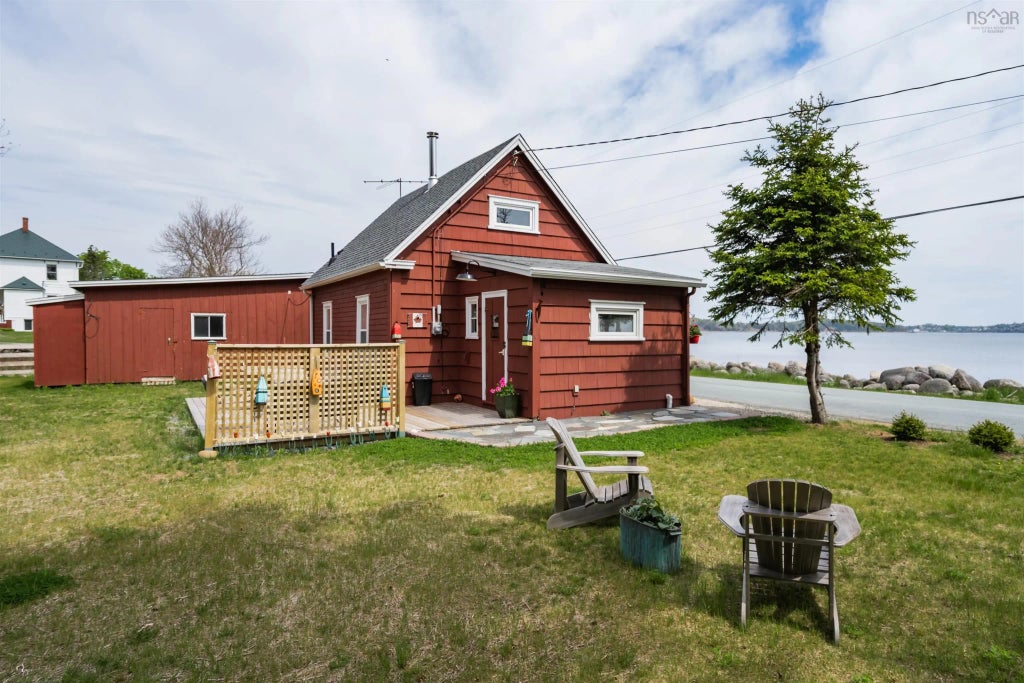 362 Corkums Island Road, Corkums Island