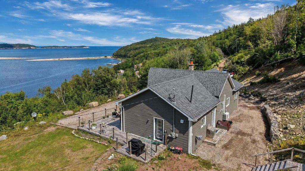 39132 Cabot Trail, Ingonish Ferry