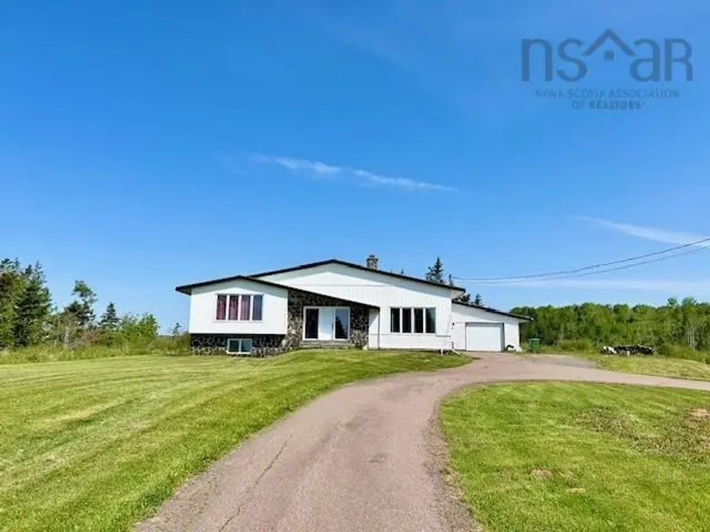 903 Pictou Road, East Mountain