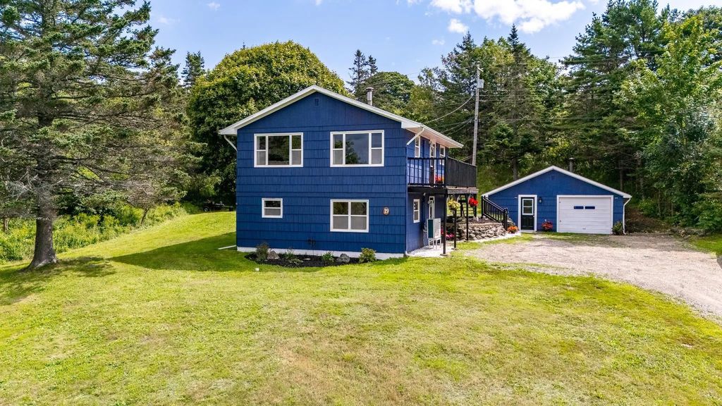 19 Spruce Lane, Hebron