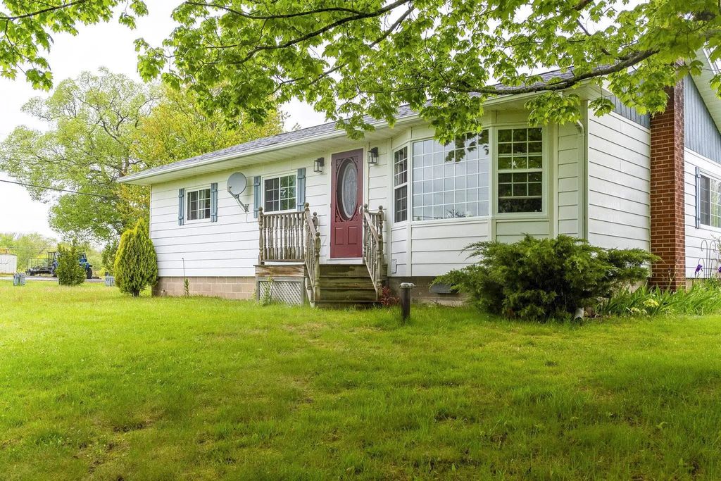 1878 Torbrook Road, Meadowvale