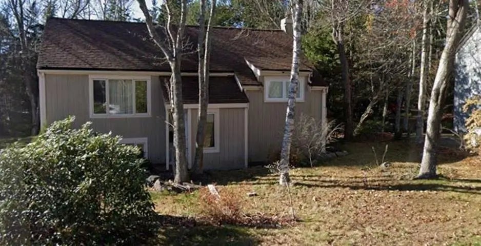 26 Village Crescent, Bedford