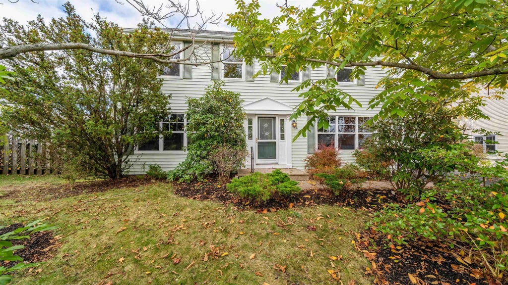 14 Regal Road, Dartmouth