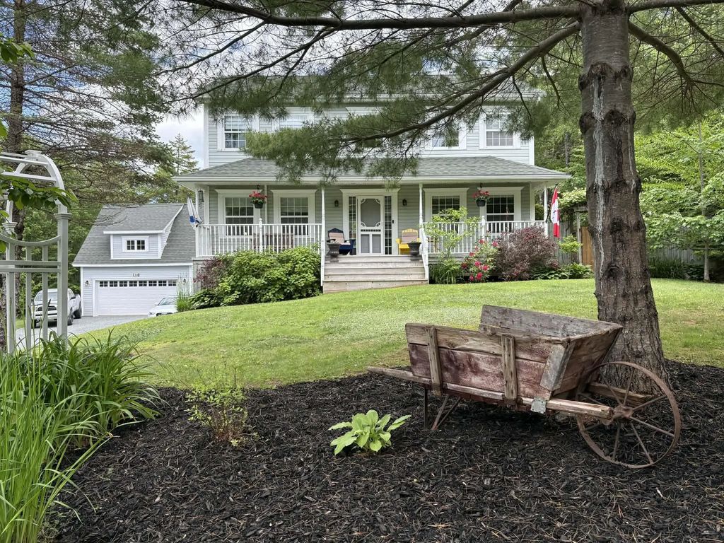 38 Trevor Avenue, Fall River