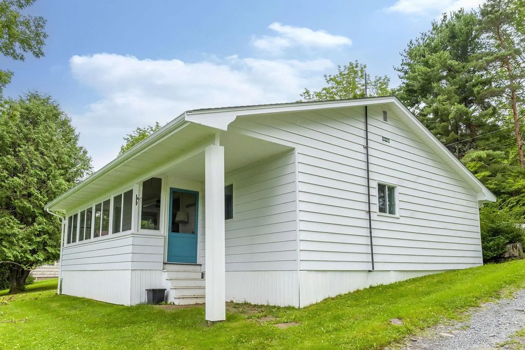 211 Sunny Brook Road, Sunnybrook