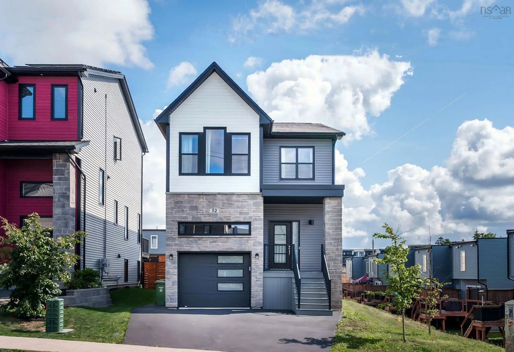 52 Bristolton Avenue, Bedford