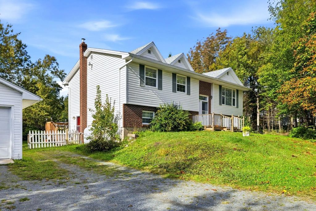 10 Dyke Road, Eastern Passage