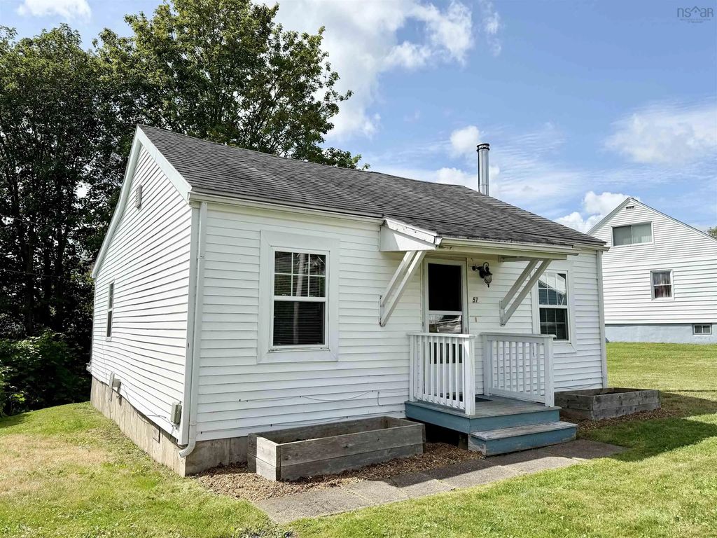57 Cedar Street, Pictou