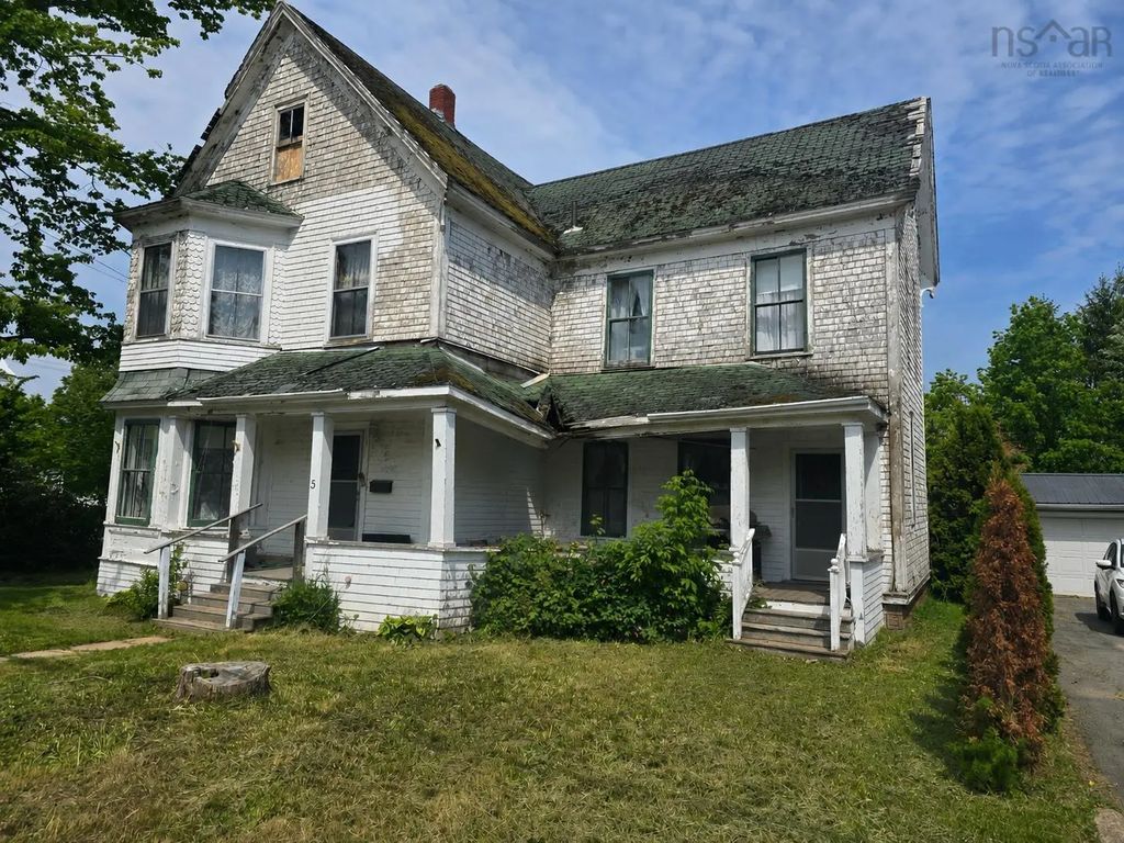 5 George Street, Middleton