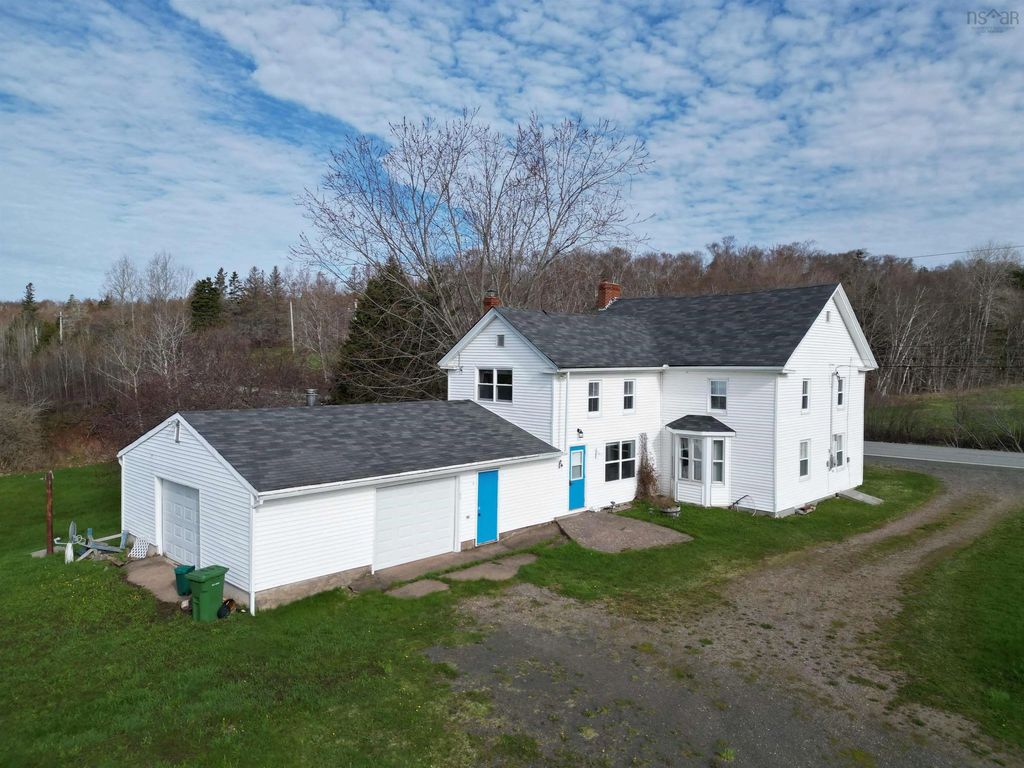4308 Highway 2, Upper Economy
