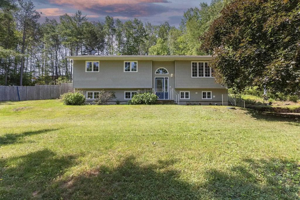 2948 Borden Street, Coldbrook
