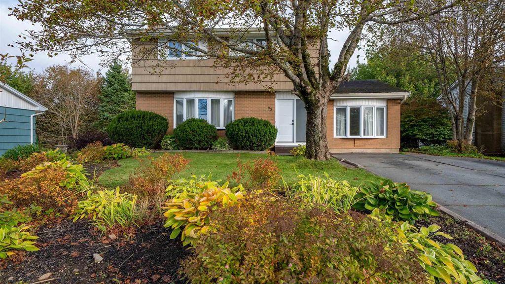 93 Dorothea Drive, Woodlawn