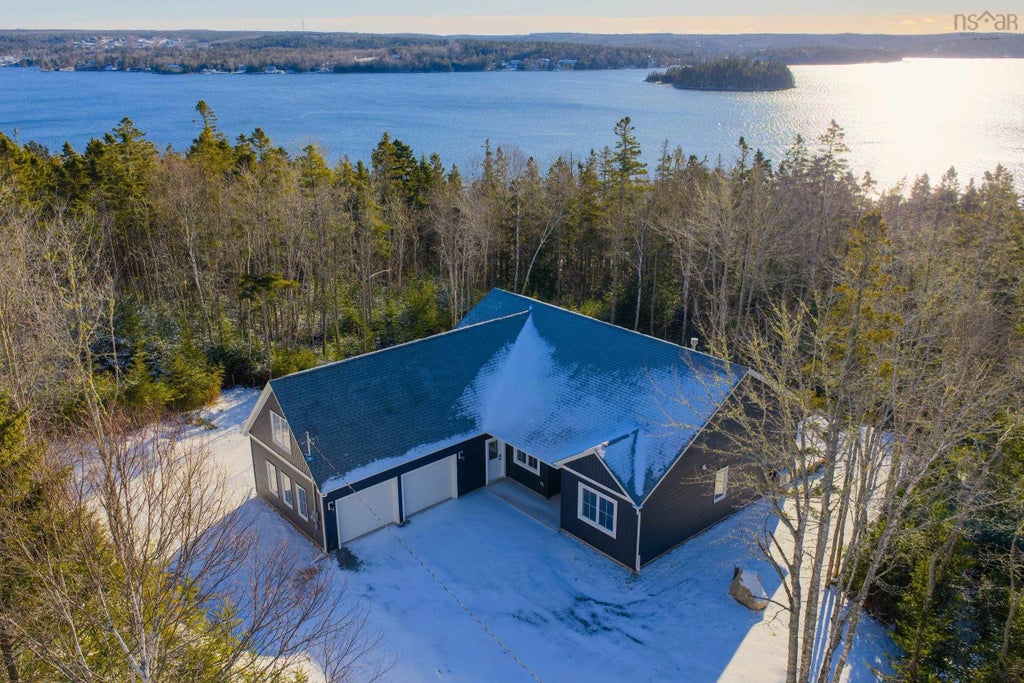 85 Hillside Drive, Boutiliers Point
